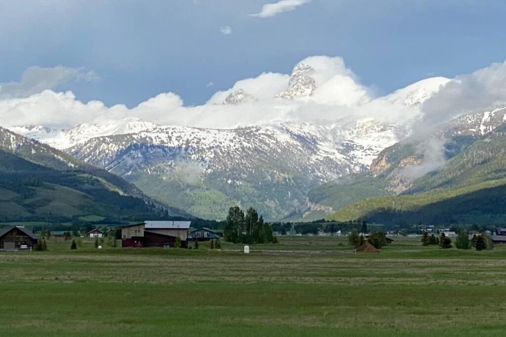 Bear Lair At Teton Valley Idaho ビクター エクステリア 写真